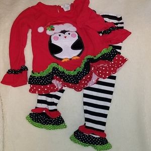 Get a jump on your holiday garb🎄